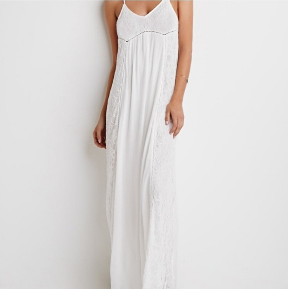 NWT Beautiful maxi dress. Creamy White Lace and spaghetti straps Medium - Picture 2 of 16